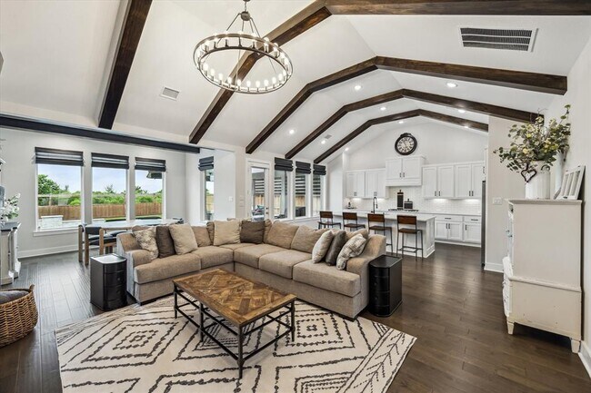 Building Photo - 14115 Garibaldi Dr