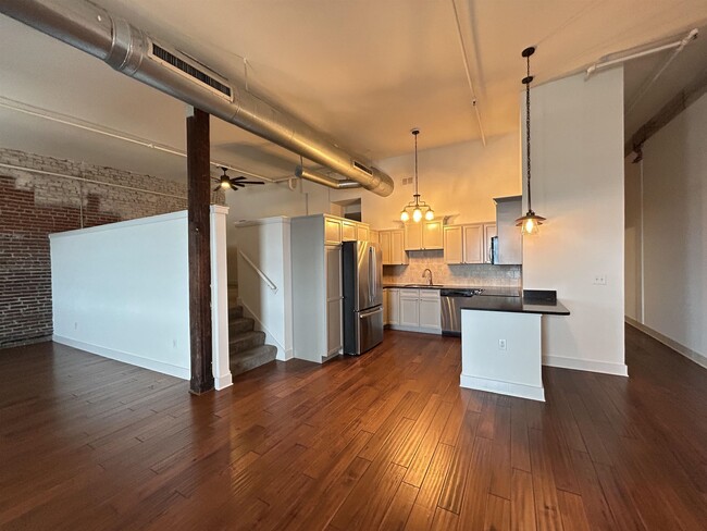 Building Photo - 505 Tennessee St