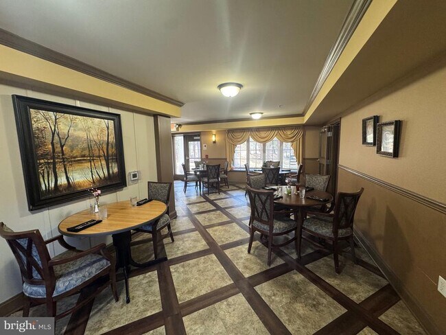 Building Photo - 6375 Chambersburg Rd