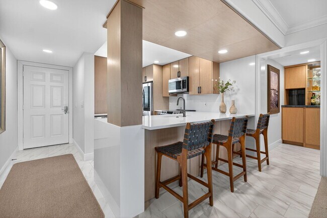 Building Photo - 501 S Seas Dr