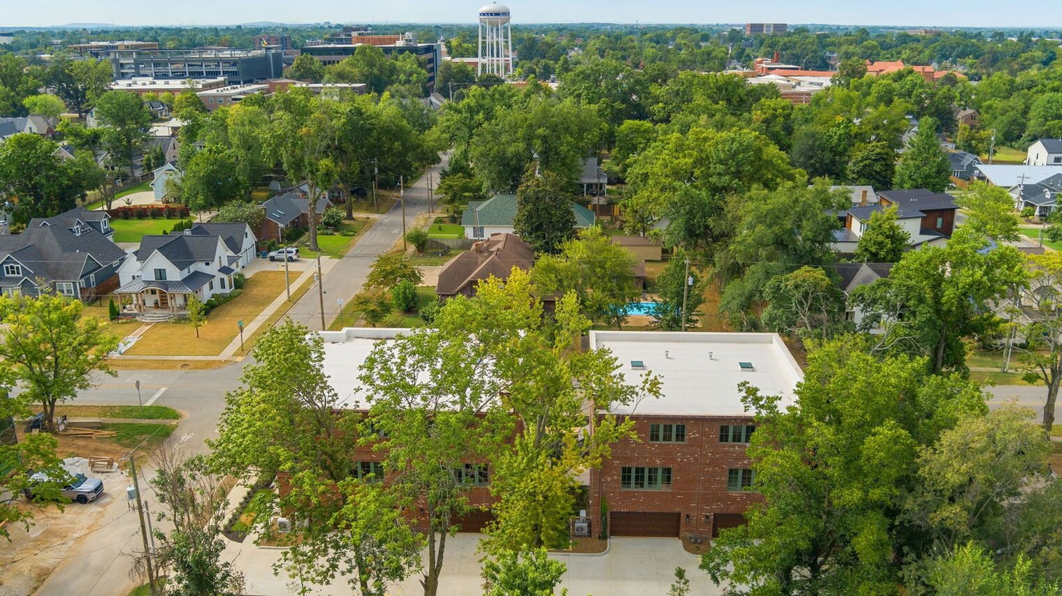 Building Photo - 501 NW B St