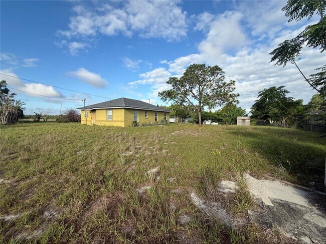 Building Photo - 202 Owens Rd