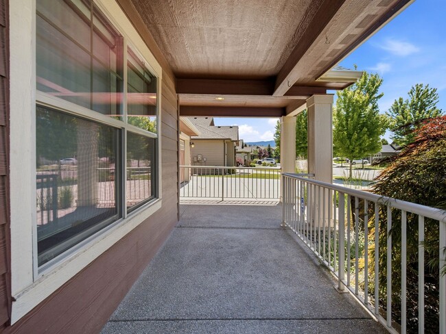 Building Photo - Spacious Unfurnished Home in Liberty Lake | Modern Living in a Prime Location