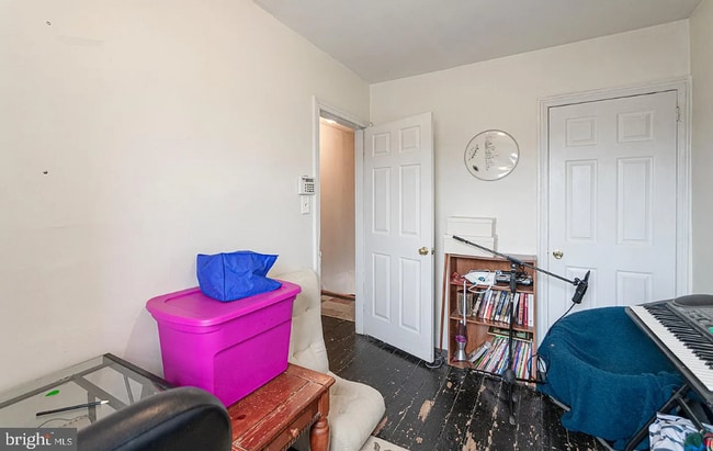 Building Photo - Spacious 4BR Home Steps from Frankford Ave | Private Patio + Tons of Natural Light