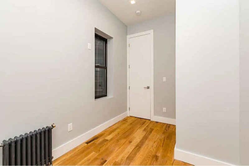 Building Photo - 510 Jackson Ave