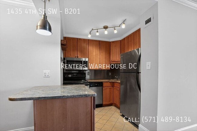 Building Photo - 1435 4th St SW