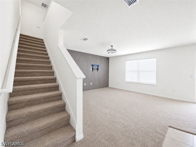 Building Photo - 2736 Dumont Ln