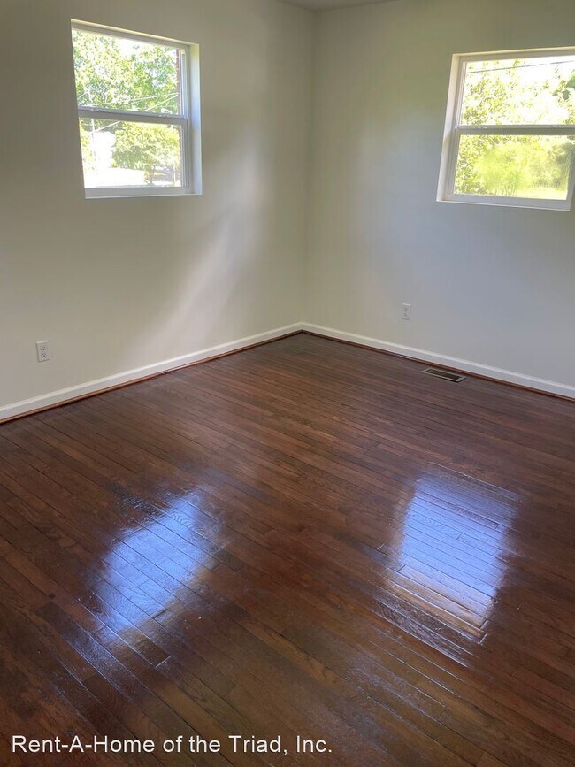 Building Photo - 3 br, 1 bath House - 1405 Bethlehem Lane