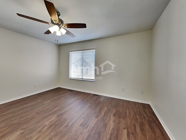 Building Photo - 7220 Grand Cascade Point