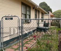 Building Photo - Open House showing scheduled for  9/24 @2:30