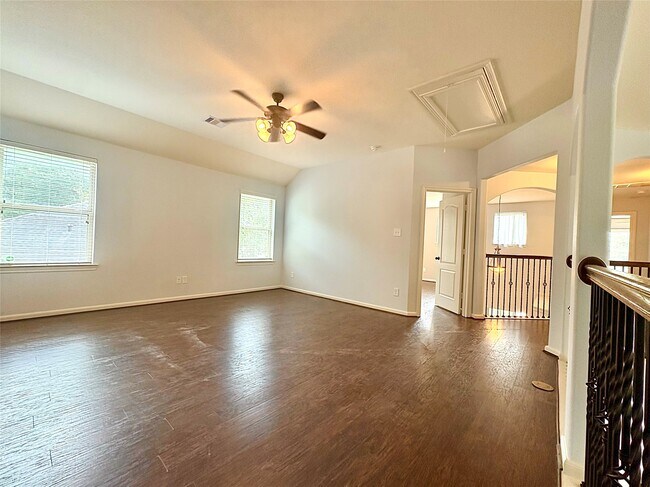 Building Photo - 119 Red Eagle Ct