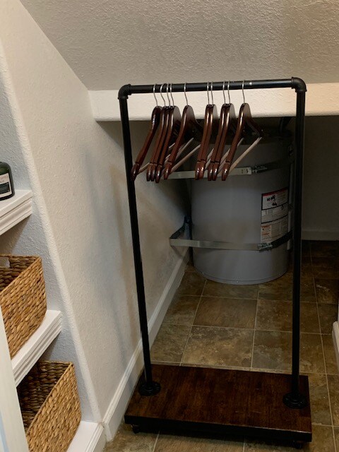 Building Photo - 1820 Whitman Rd