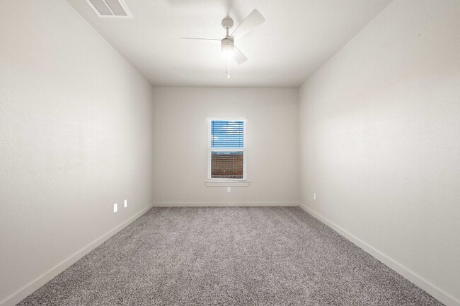 Building Photo - Luxurious Townhome Located In Abbey Glen - Cooper ISD