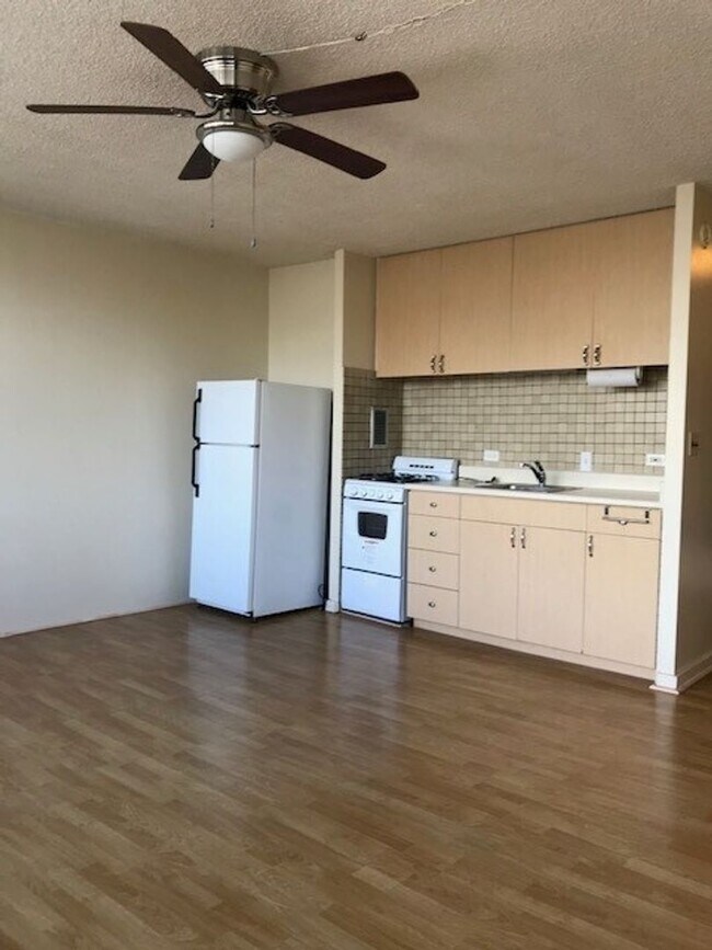 Building Photo - Available Now | Full Size Studio with 1 Ba...
