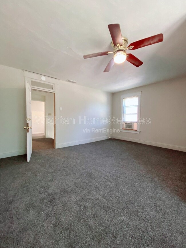 Building Photo - 224 N Ward St