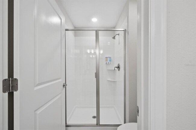 Building Photo - 900 Pebble Beach Dr