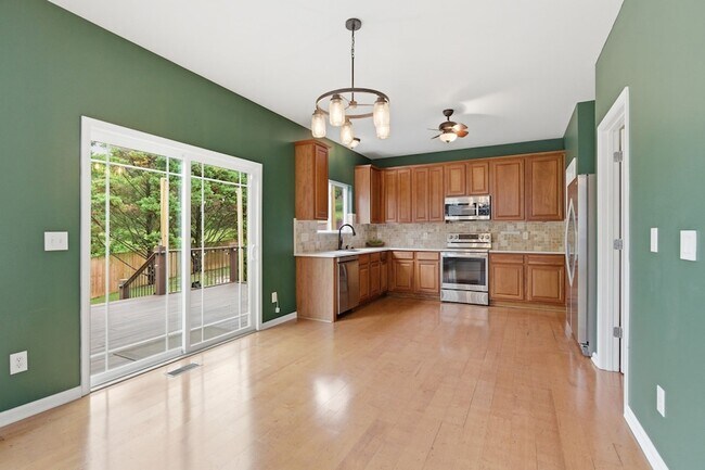 Building Photo - 3208 Calder Ct