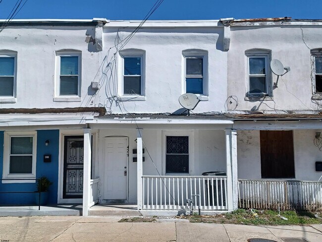 Building Photo - 429 N Tennessee Ave