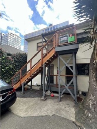 Building Photo - 2337 Waverly St