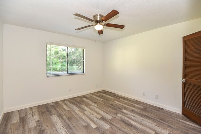 Building Photo - 40 River Ridge Trail