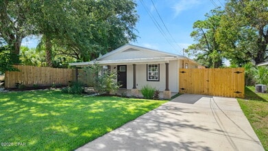 Building Photo - 3926 Sabal St