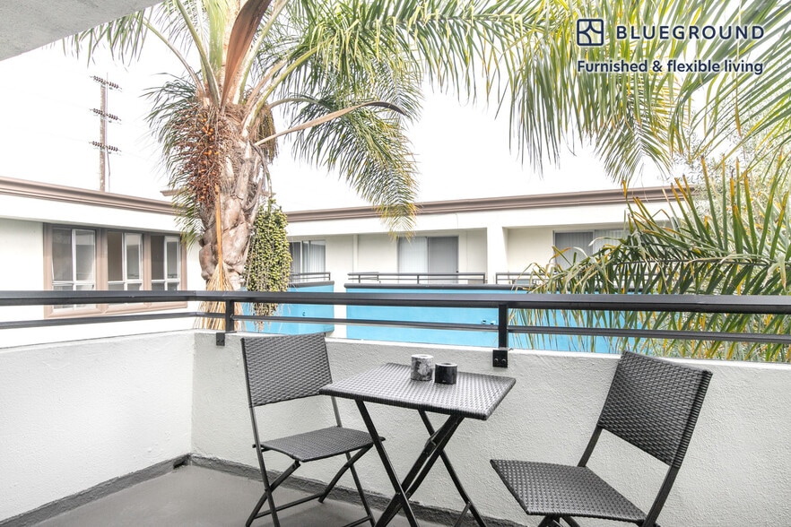 Building Photo - 3630 S Sepulveda Blvd