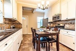 Building Photo - 231 Cody St