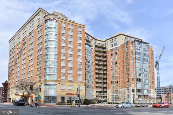 Building - 555 Massachusetts Ave NW