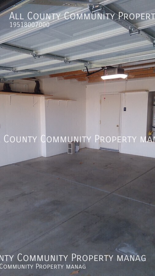 Building Photo - 8613 Bolero Dr