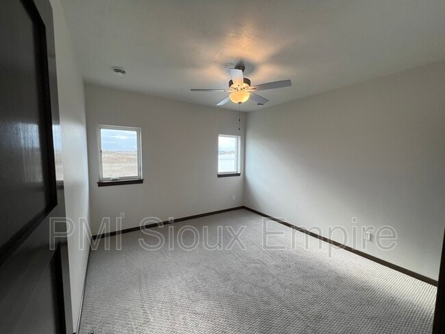 Building Photo - 3405 CHALICE Pl