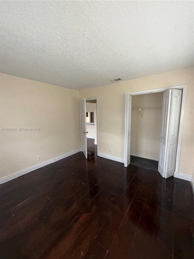 Building Photo - 7753 Tam Oshanter Blvd