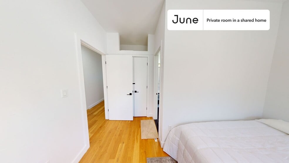 Building Photo - Room in Shared 5 bed/3 bath home