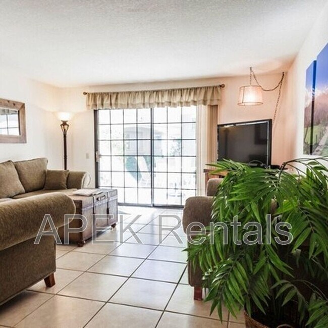 Building Photo - 2001 E Camino Parocela