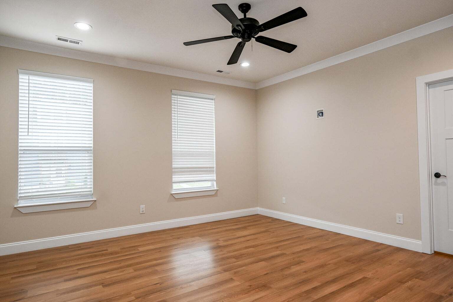 Building Photo - 1741 Arbor Hills Dr SE