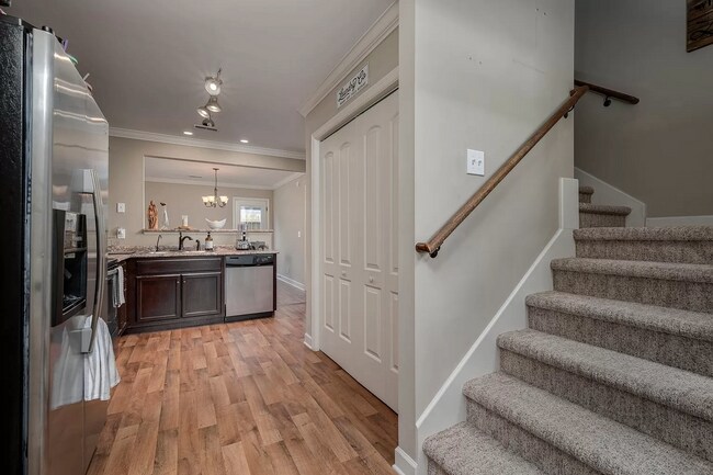 Building Photo - COMING SOON! Murfreesboro Townhouse- 4 Bed...