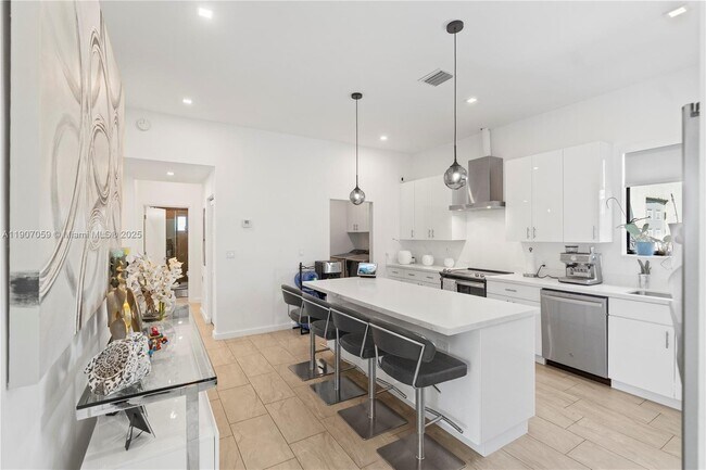 Building Photo - 10925 SW 218th Terrace