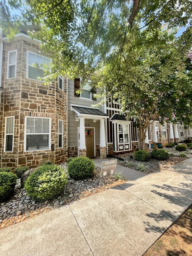 Primary Photo - 103 Portico Street
