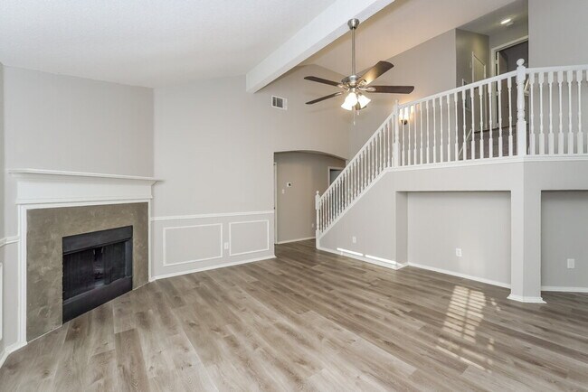 Building Photo - 10229 Winkler Dr