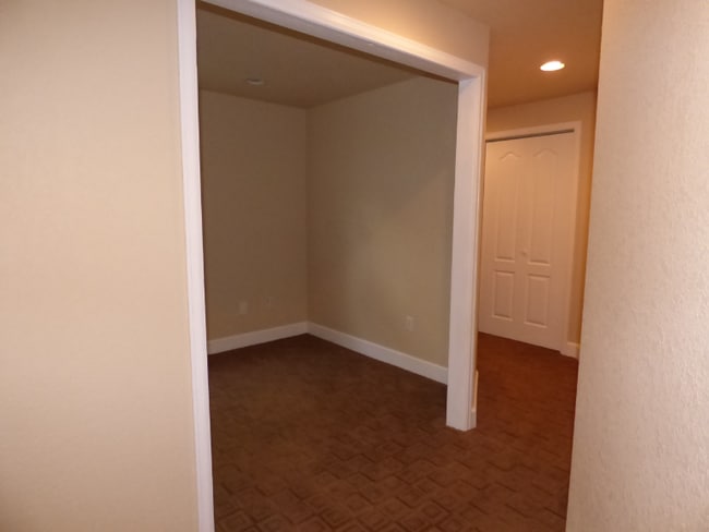 Building Photo - "Charming 3-Bed, 3-Bath Gem with 2604 Sq Ft of Comfort in Highlands Ranch!"