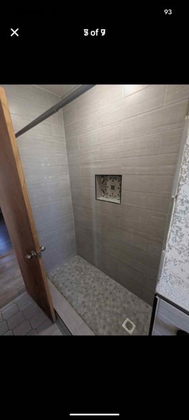 Building Photo - 309 Gary Ln