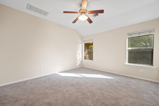 Building Photo - 3027 Lockeridge Village Dr