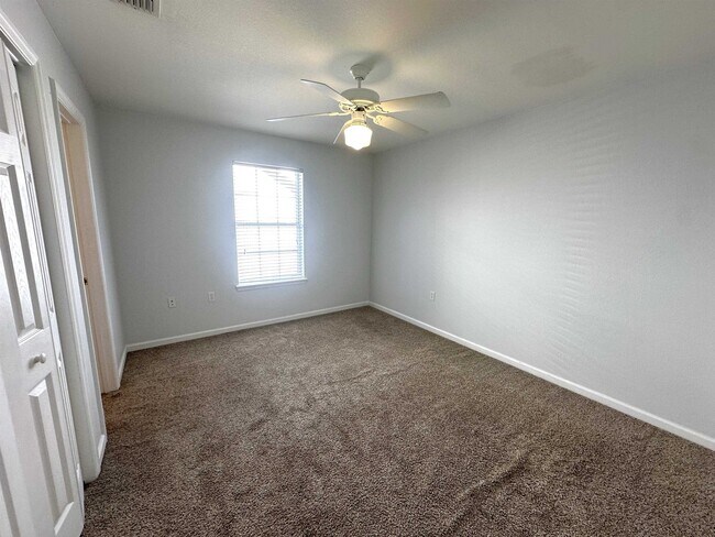 Building Photo - 2738 W Tharpe St