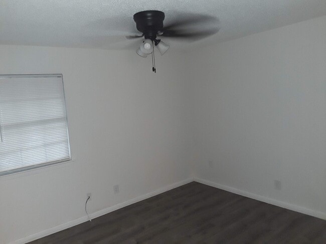 Building Photo - 3017 McFerrin Ave