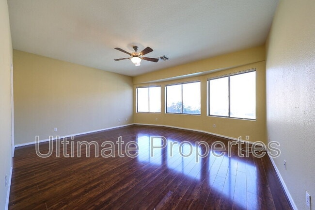 Building Photo - 6336 W Misty Willow Ln