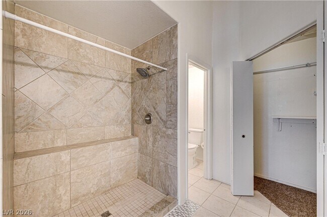 Building Photo - 4040 Castle Cove Dr