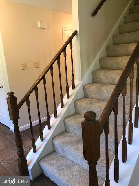 Building Photo - 4091 Shady Knoll Ct