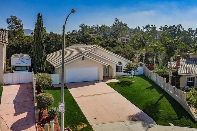 Primary Photo - 1167 Meadow Lake Dr