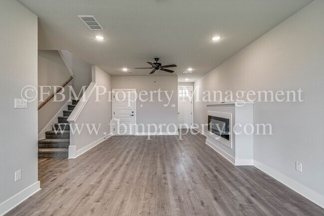 Building Photo - 920 Cooksey Ct
