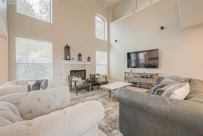Building Photo - 4202 Stone Oak Ct