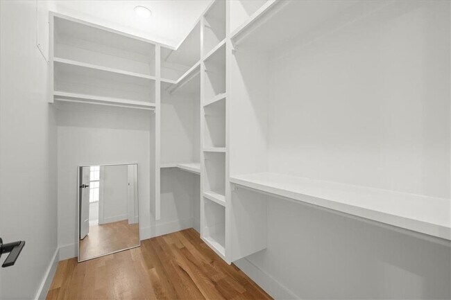 Building Photo - 4611 S 47th St